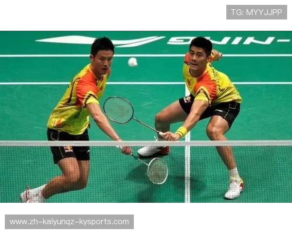 羽毛球进攻球员